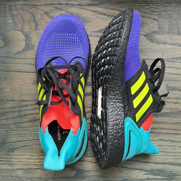 Adidas Ultraboost 2.0 DNA Parley Primeblue ULTRA RARE color pattern. Size 8.5 - Picture 1 of 11